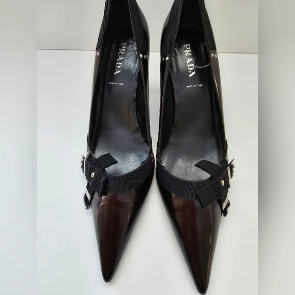 Prada Dark Brown/Black Leather Raw-Edge Trim Pumps Size 40 - Picture 6 of 13